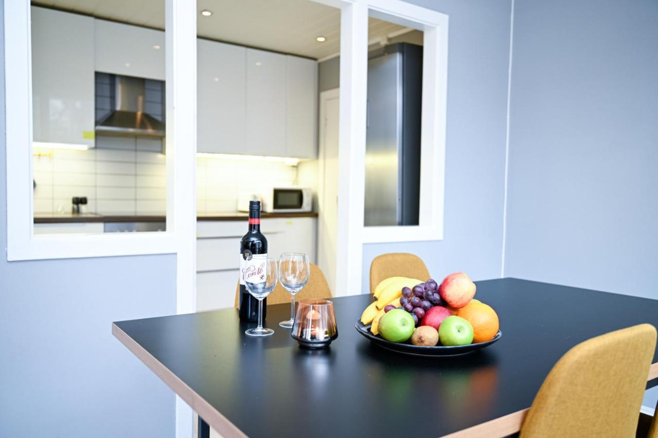 Moderne Leilighet Ved Solsiden I Trondheim Luaran gambar
