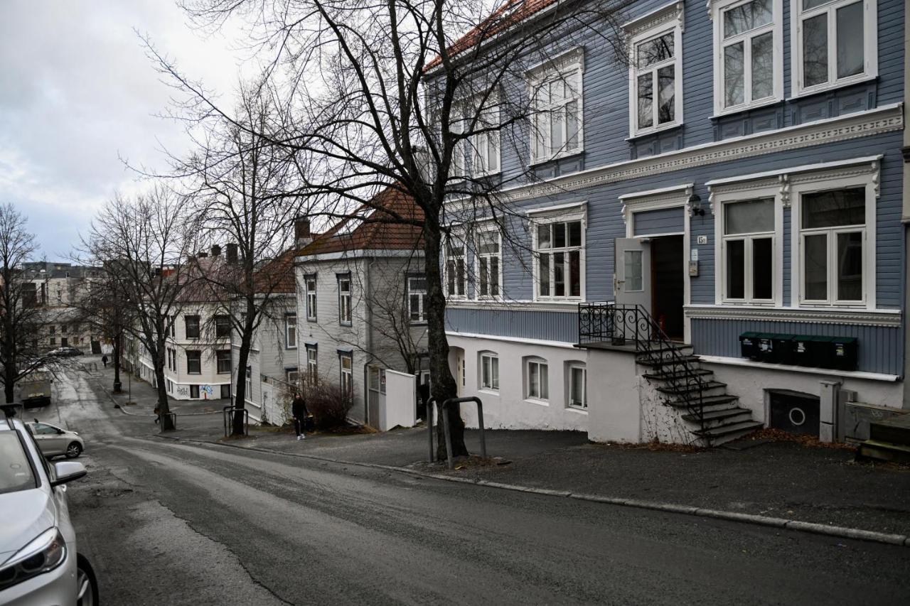 Moderne Leilighet Ved Solsiden I Trondheim Luaran gambar